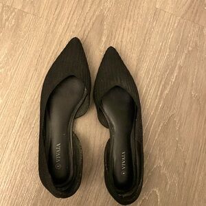Vivaia black point toe open side flat ribbed fabric